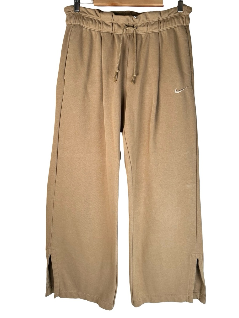 Nike Sportswear Everyday Modern High-Waisted Fleece Open-Hem Pants Tan Large